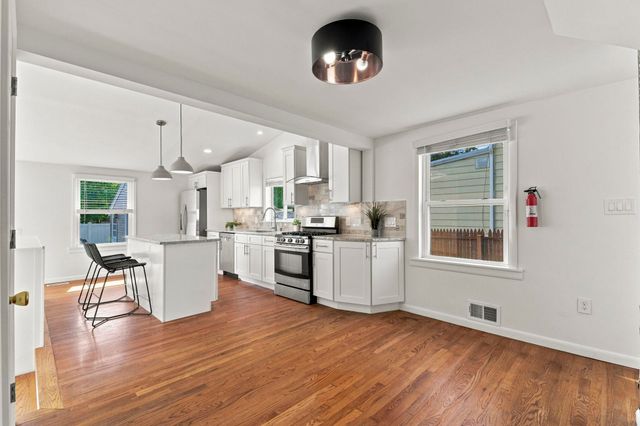 1138 MAYFAIR DR, Rahway, NJ 07065
