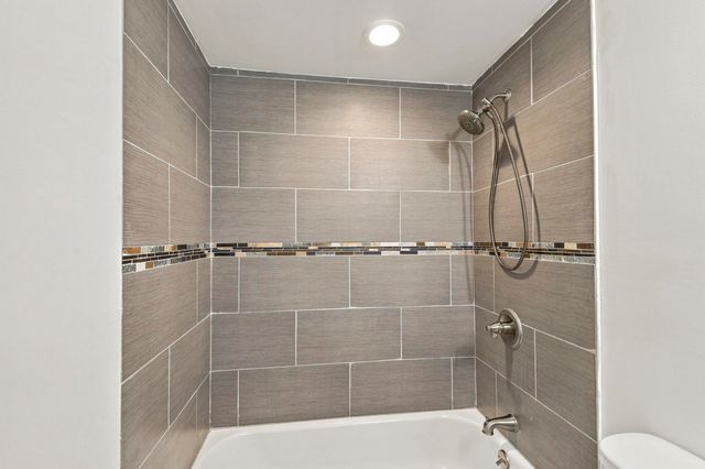 1138 MAYFAIR DR, Rahway, NJ 07065