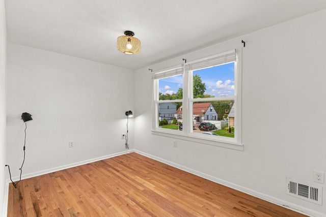 1138 MAYFAIR DR, Rahway, NJ 07065