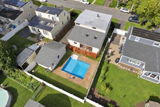 1138 MAYFAIR DR, Rahway, NJ 07065