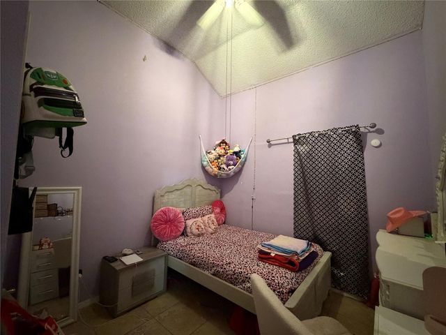 11835 Greencanyon Drive, Houston, TX 77044