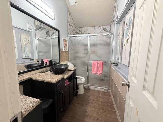 11835 Greencanyon Drive, Houston, TX 77044
