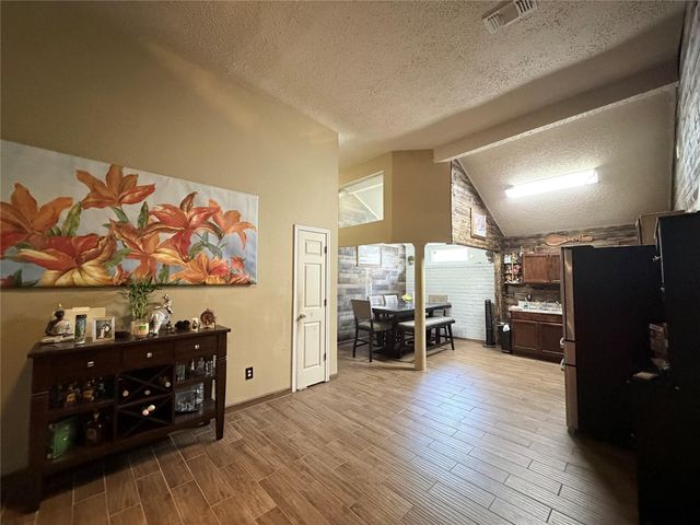 11835 Greencanyon Drive, Houston, TX 77044