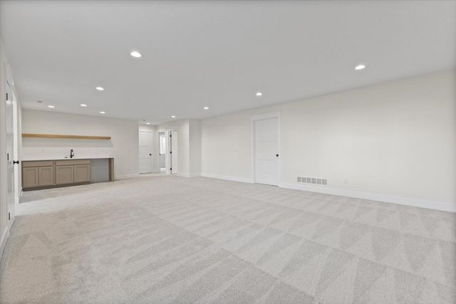 3231 NW 27th Circle, Ankeny, IA 50023