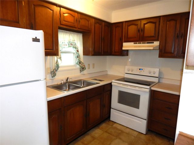 19 ANCHOR INN ROAD, Lake Wales, FL 33898