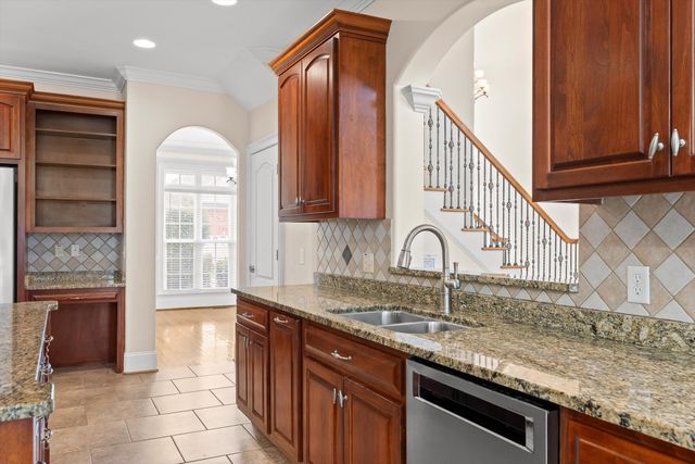 7935 Trout Lily Drive, Ooltewah, TN 37363