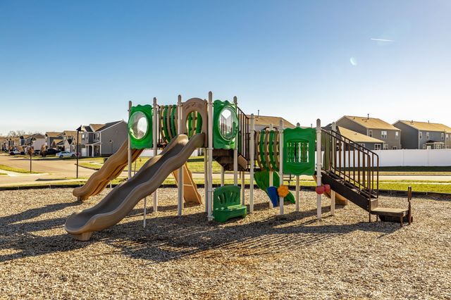 7039 Sunny Parks Dr, White House, TN 37188