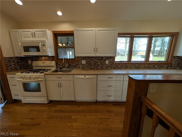 14086 Ellsworth Road, Berlin Center, OH 44401