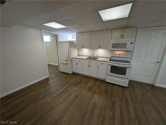 14086 Ellsworth Road, Berlin Center, OH 44401