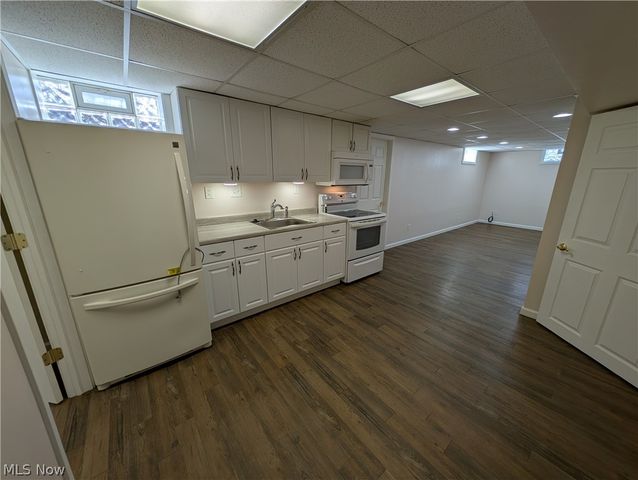 14086 Ellsworth Road, Berlin Center, OH 44401