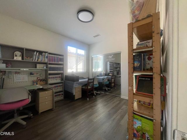 7937 N Keer Drive, Los Angeles, CA 91335