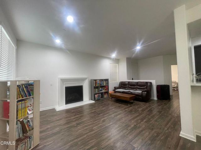 7937 N Keer Drive, Los Angeles, CA 91335