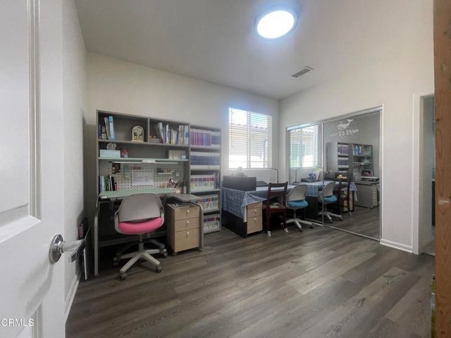 7937 N Keer Drive, Los Angeles, CA 91335