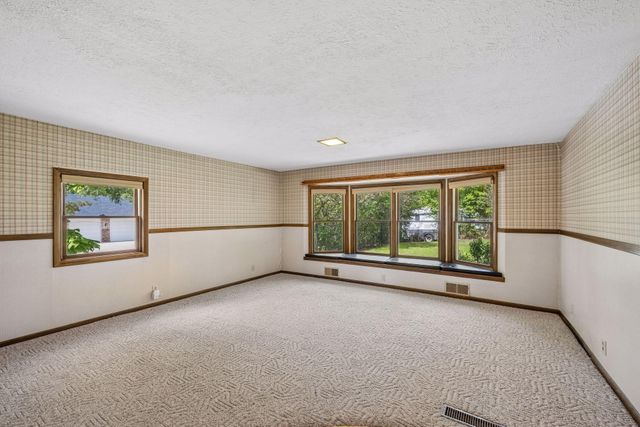 321 Benton Street, Anoka, MN 55303