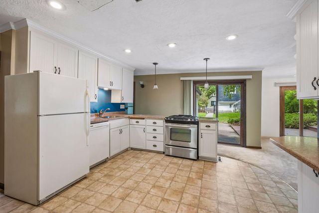 321 Benton Street, Anoka, MN 55303