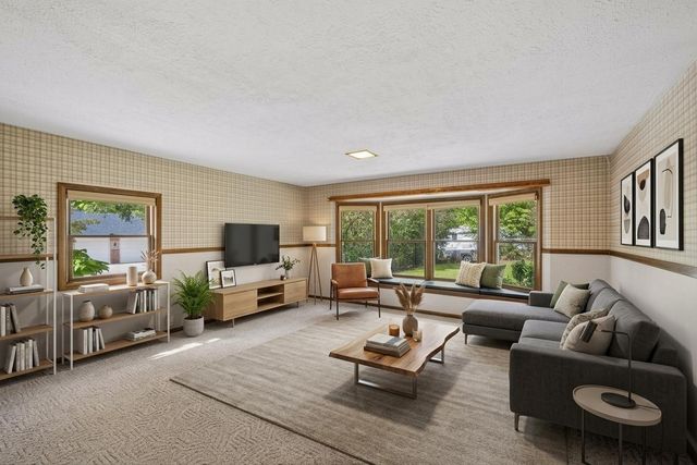 321 Benton Street, Anoka, MN 55303