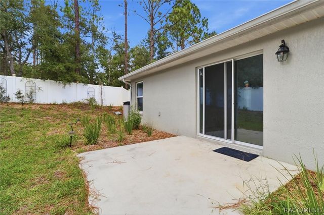 8044 N Creek Way, Dunnellon, FL 34434