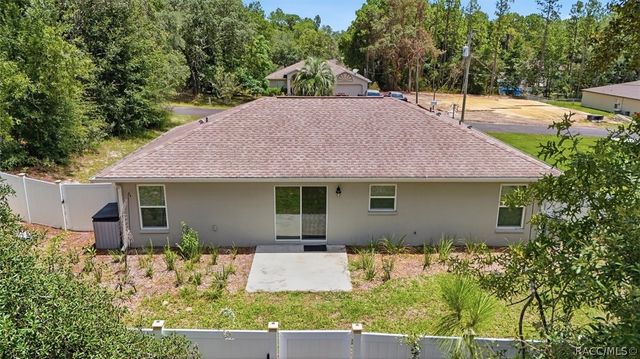 8044 N Creek Way, Dunnellon, FL 34434