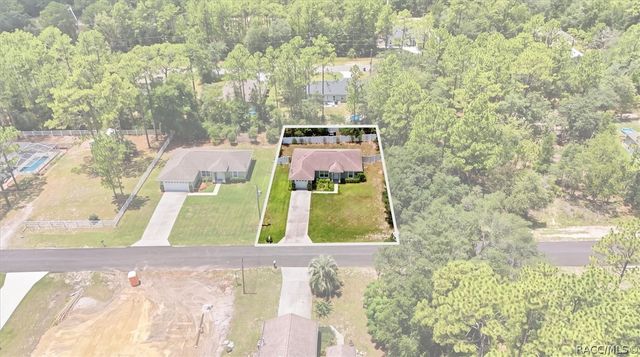 8044 N Creek Way, Dunnellon, FL 34434