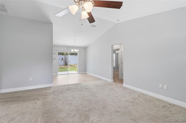 8044 N Creek Way, Dunnellon, FL 34434