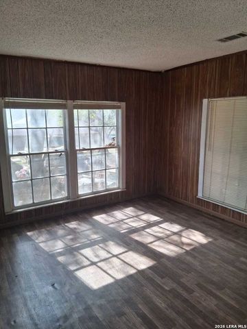 1420 Schulle, San Marcos, TX 78666