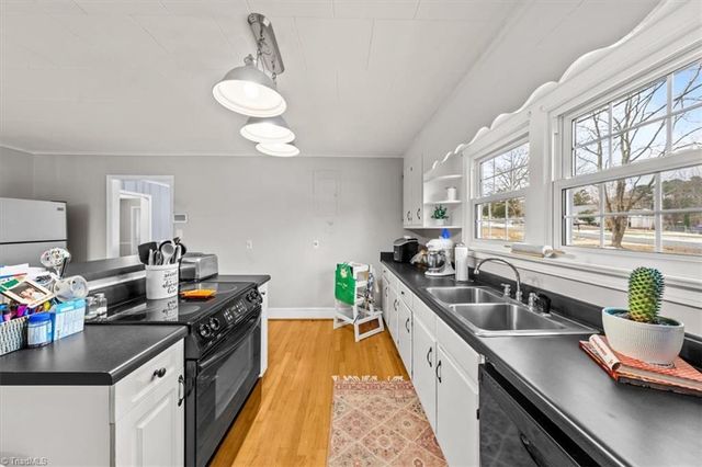 243 Hawthorne Drive, Asheboro, NC 27205