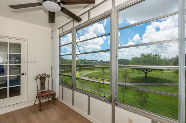 2500 SW 81st Ave 304, Davie, FL 33324