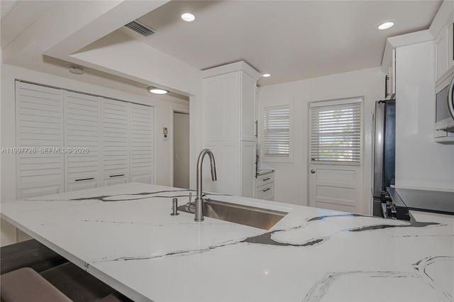 2500 SW 81st Ave 304, Davie, FL 33324