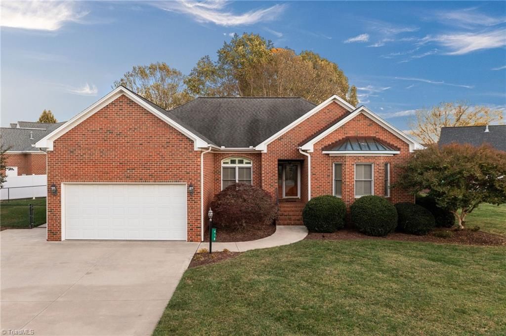 418 Westhampton Drive, Burlington, NC 27215