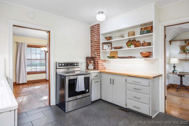 1655 Cherokee Place, Bartlesville, OK 74003