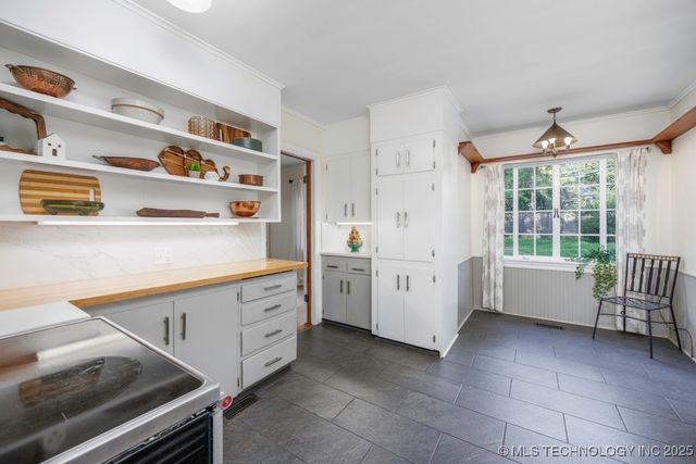 1655 Cherokee Place, Bartlesville, OK 74003