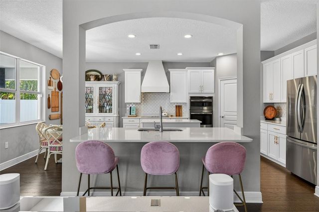 4012 W BAY TO BAY BOULEVARD, Tampa, FL 33629