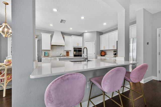 4012 W BAY TO BAY BOULEVARD, Tampa, FL 33629