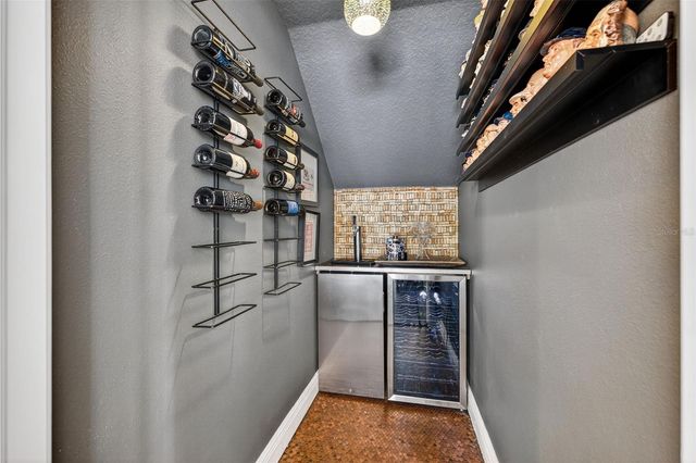 4012 W BAY TO BAY BOULEVARD, Tampa, FL 33629