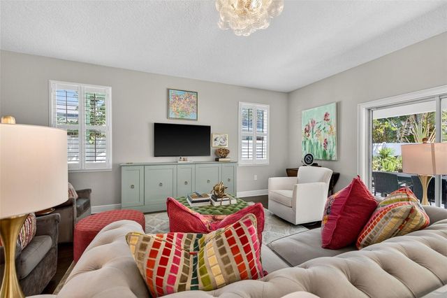 4012 W BAY TO BAY BOULEVARD, Tampa, FL 33629