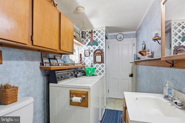 12 E MAIN ST, Felton, DE 19943