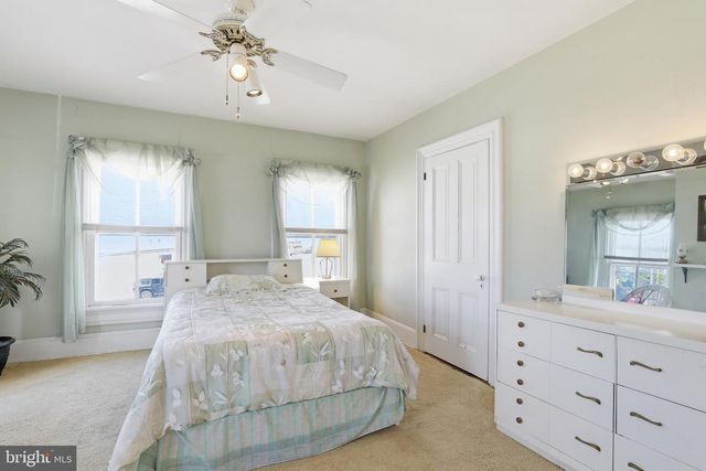 12 E MAIN ST, Felton, DE 19943