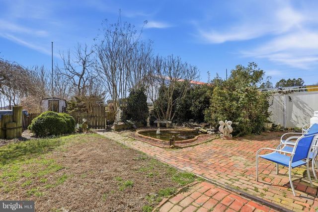 12 E MAIN ST, Felton, DE 19943