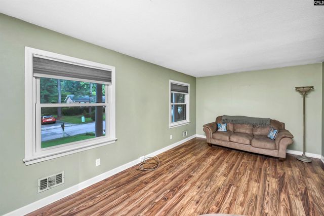 137 Canterfield Road, Columbia, SC 29212