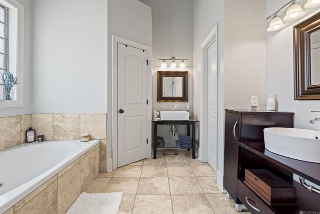 18468 Lake Harbor Ln, Prairieville, LA 70769