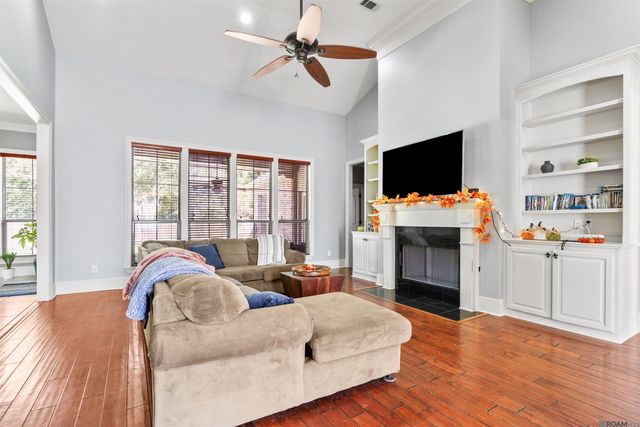 18468 Lake Harbor Ln, Prairieville, LA 70769