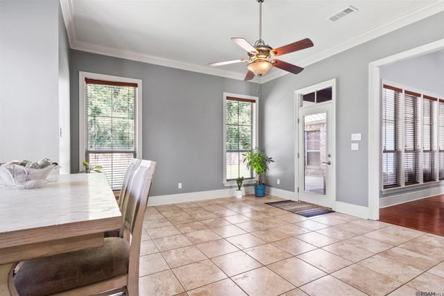 18468 Lake Harbor Ln, Prairieville, LA 70769