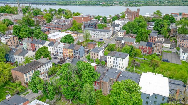 52 Lander Street, Newburgh, NY 12550