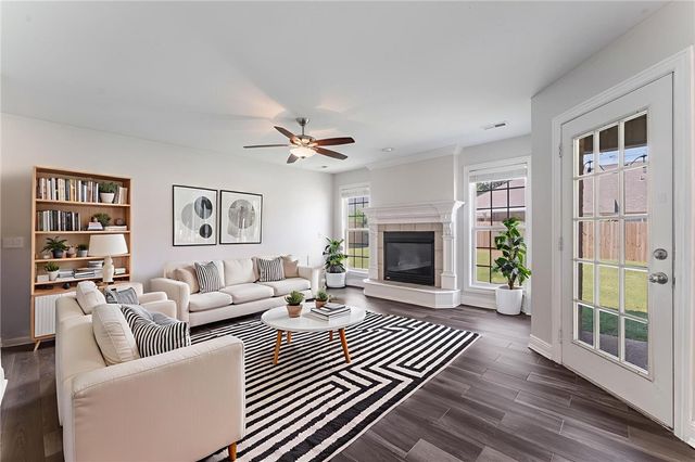 600 SE Cornell Street, Bentonville, AR 72712