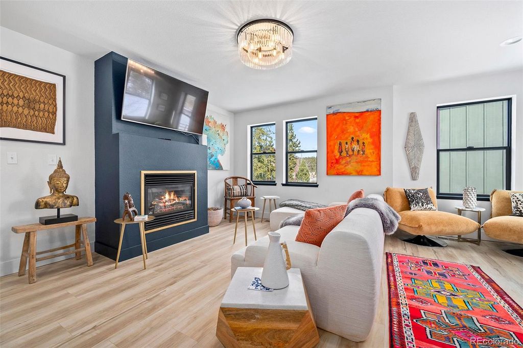 1134 GCR 8 1, Fraser, CO 80442