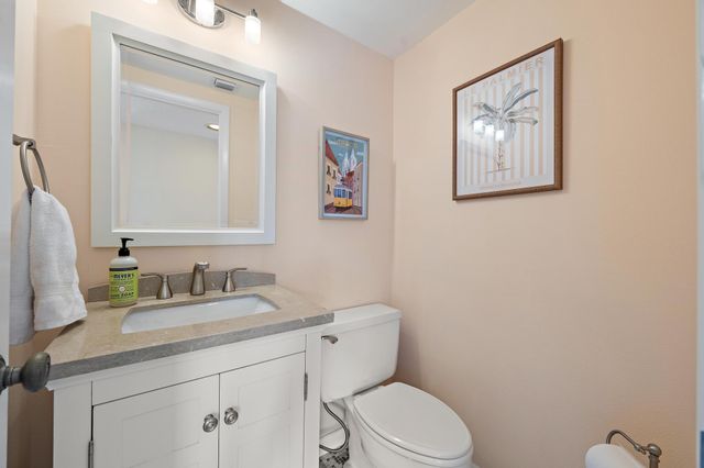 18480 SE WOOD HAVEN J, Jupiter, FL 33469