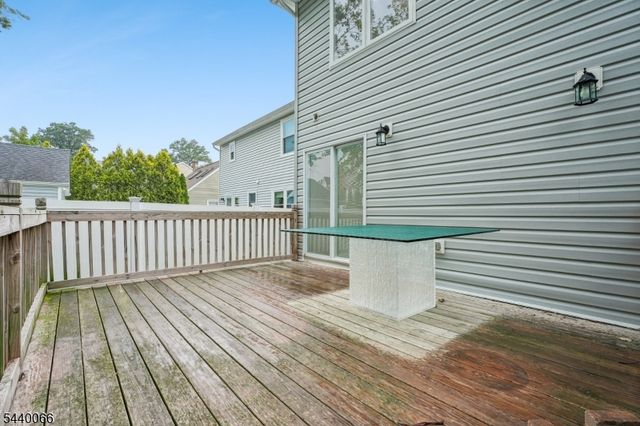 639 Myrtle Ave, Garwood Boro, NJ 07027