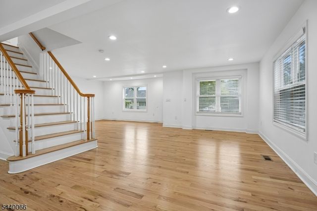 639 Myrtle Ave, Garwood Boro, NJ 07027