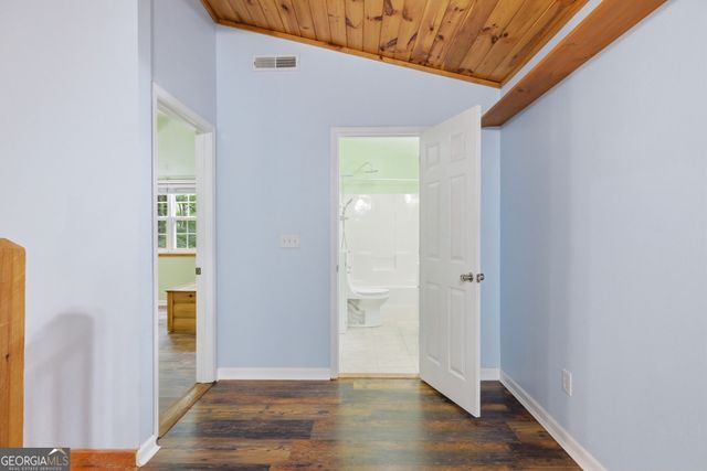680 Hawthorne Lane, Murphy, NC 28906