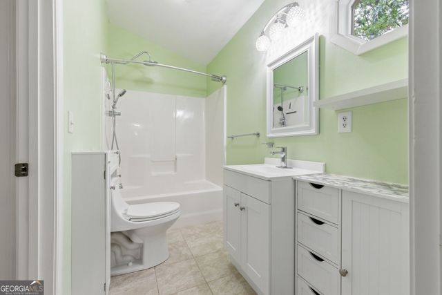 680 Hawthorne Lane, Murphy, NC 28906